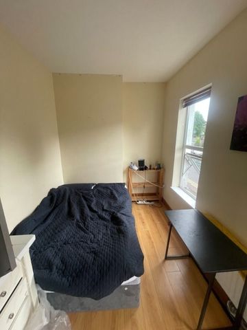 32 Lisburn Road, Belfast BT9 6AA - Photo 4