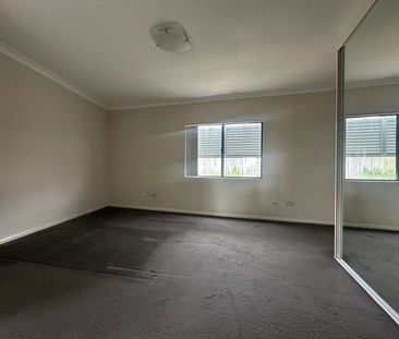 13/2-4 Ferndale Close, Constitution Hill, NSW 2145 - Photo 6