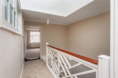 5 bedroom terraced house to rent - Photo 4
