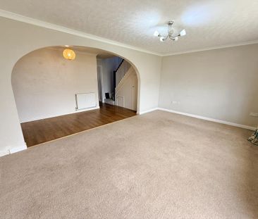 3 bedroom terraced house to rent - Photo 3