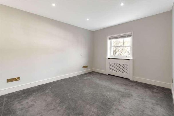 Chester Row, Belgravia, London, SW1W - Photo 1