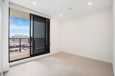 Elevated Lifestyle in the Heart of Woden - Photo 4