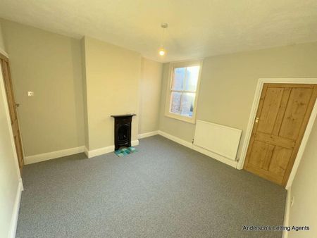 2 bedroom terraced house to rent - Photo 2