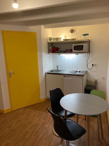 Location maison 2 pièces, 25.00m², Fontenay-le-Comte - Photo 2