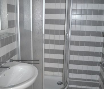 Kleine, ruhig gelegene, 2-Zimmerwohnung mit Balkon und Laminatboden! - Foto 2