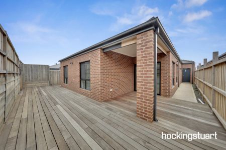 52 Wilaroy Boulevard, - Photo 2