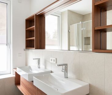 Sonnige 3,5-Zimmer Wohnung mit Garten am Fuße des Herrnberges - Photo 5