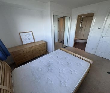 2 bedroom flat to rent - Photo 6