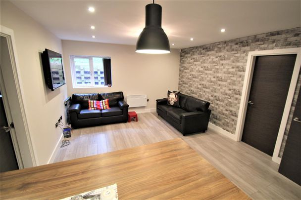 2 bedroom apartment to rent - Photo 1