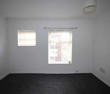 Charles Street, Farnworth, BL4 - Photo 1