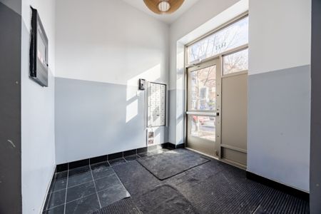 Appartement à louer - Montréal (Côte-des-Neiges/Notre-Dame-de-Grâce) (Côte-des-Neiges) Appartement à louer - Montréal (Côte-des-Neiges/Notre-Dame-de-Grâce) (Côte-des-Neiges) - Photo 3