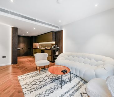 Dawson House, SW11, London - Photo 1