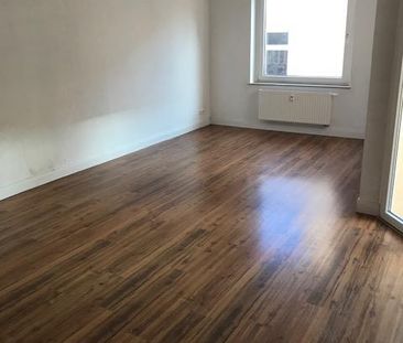 Stilvolle 2-R-Wohnung-Maisonette im 1.OG BLK. ca.65m² in MD. Schlei... - Foto 1