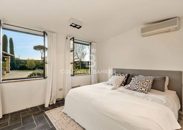 viale apua, Pietrasanta, Tuscany 55045