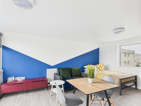 1 bedroom flat to rent - Photo 2