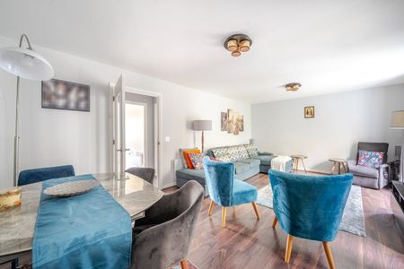 3 bedroom apartment to rent - Photo 2