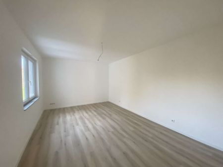 Hochwertig sanierte 3,0-Zimmer- Wohnung mit Balkon in Hagen - Photo 2