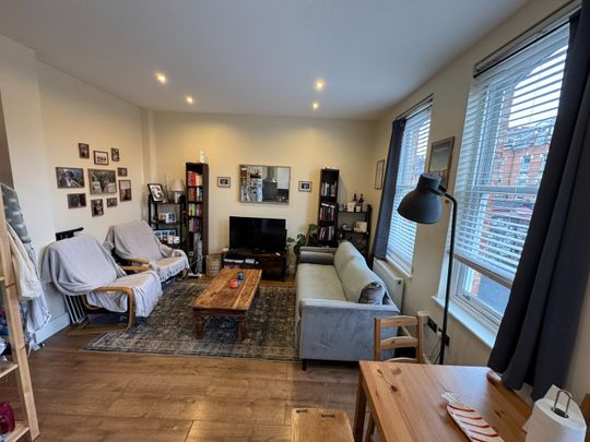 1 Bed Flat, Ferme Park Road, N4 - Photo 1