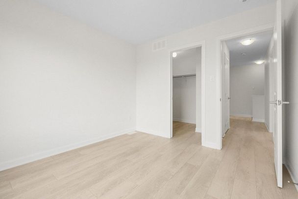 For Lease - 975 Athenry Court, Barrhaven, Ontario - Photo 1