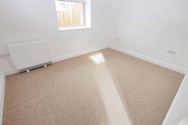 2 bedroom terraced bungalow to rent - Photo 1