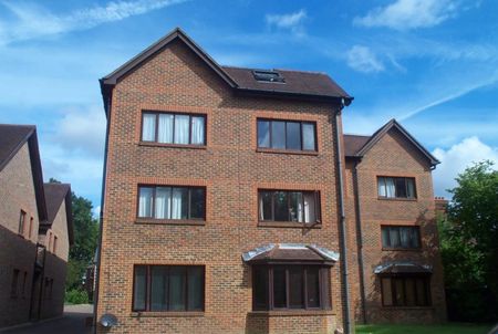 Willowfield, Southgate - Photo 2