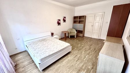 Pronájem bytu 1+1 41 m² - Photo 2