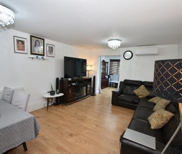 4 bedroom terraced house to rent - Photo 4