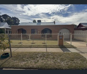 5 Adrian Ct, Mildura, Vic 3500 - Photo 1