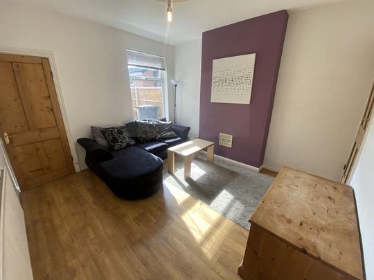 3 bedroom terraced house to rent - Photo 1