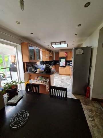 1 bedroom in a house share to rent - Photo 3