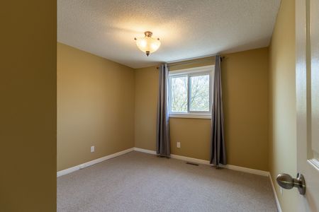 For Lease - 58 Romy Crescent, Thorold, Ontario - Photo 5