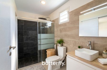 Location Maison 5 pièces 110m² LE GOSIER 97190 - Photo 5