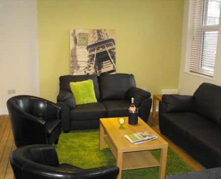 5 bedroom flat to rent - Photo 4