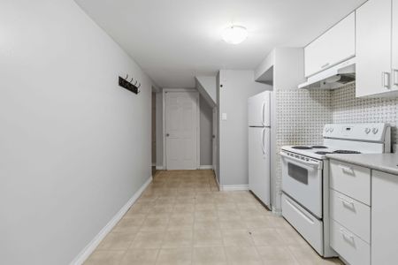 For Lease - 3372 Fellmore Drive Unit# Basement, Mississauga, Ontario - Photo 4