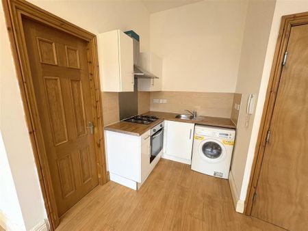 1 bedroom apartment to rent - Photo 3