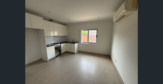 Brand New 2-Bedroom Granny Flat ! - Photo 1