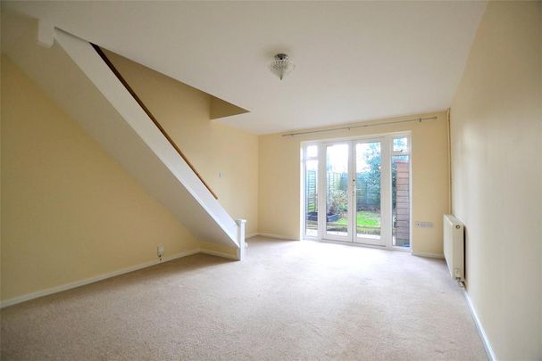 2 bedroom end of terrace house to rent - Photo 1