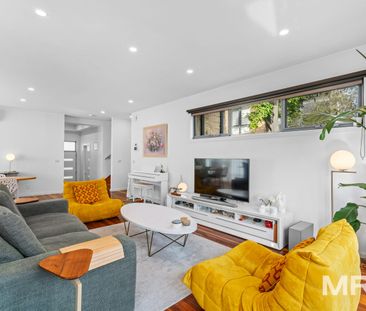 Stunning home in prime location - Photo 1