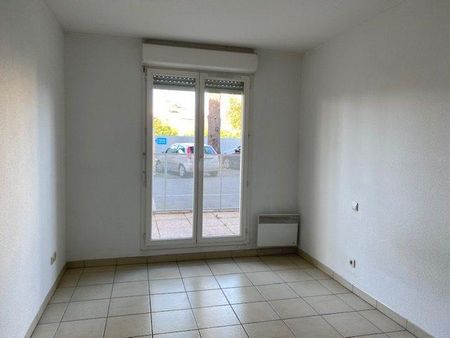 Appartement à louer - 2 pièces - 46 m² - Photo 2