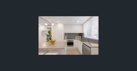 Fully Renovated, Lifestyle Townhouse in the Heart of Lindfield - Photo 5