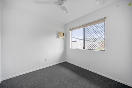 Charming Three Bedroom Home in Kelso - Photo 4