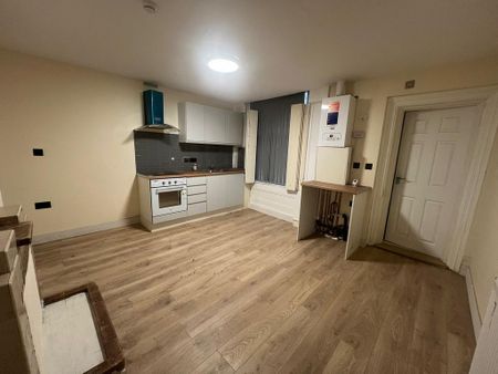 1 bedroom flat to rent - Photo 3