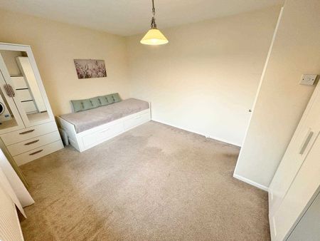 Fairham Road, Keyworth, Nottingham - Photo 2