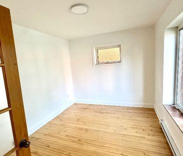 A Louer 6 1/2 rénover au complet - Photo 1