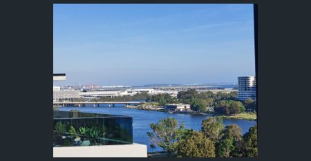 Partially Furnished | Prime Living Next to the Wolli Creek Station - Photo 4