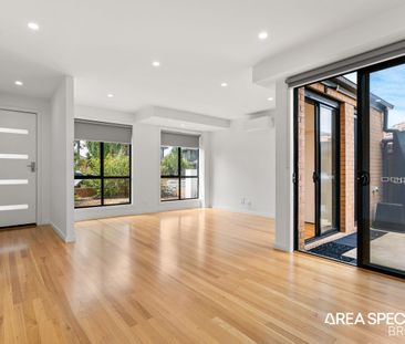 Modern Living In The Heart Of St Albans - Photo 1