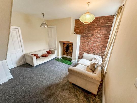 2 bedroom terraced house to rent - Photo 1