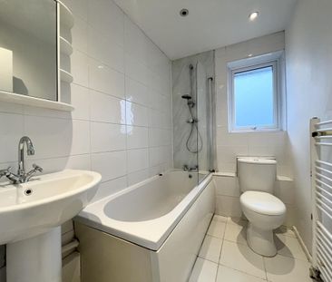 2 bedroom semi-detached house to rent - Photo 5