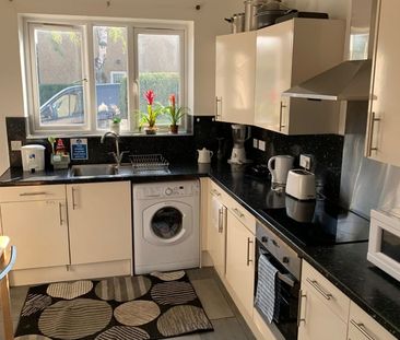 Room in a Shared House, Stonebridge Way, HA9 - Photo 4