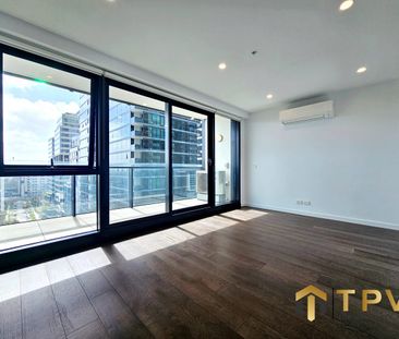 Sky-High Living | 1 Bedroom + Study with Stunning Views - Photo 2